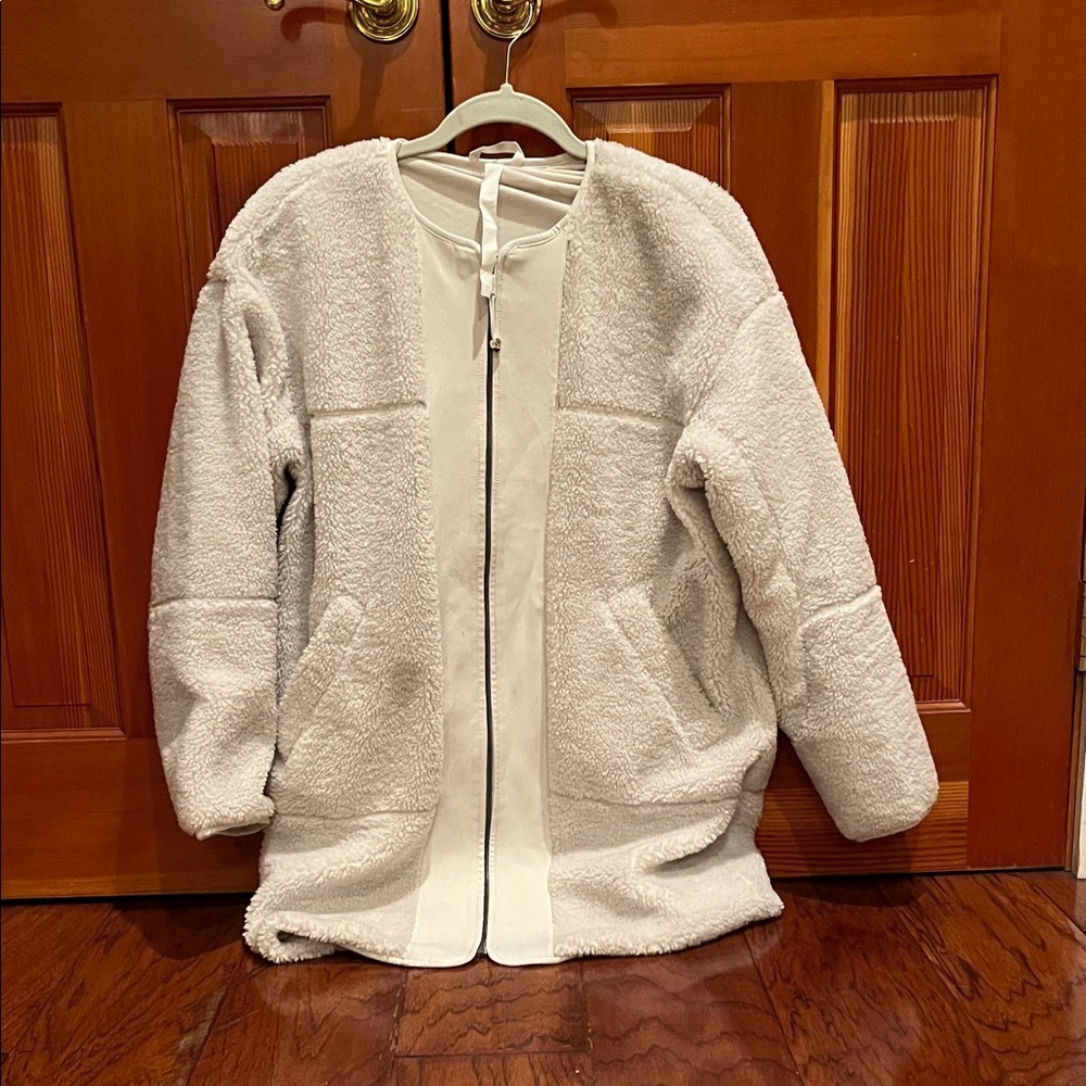 lululemon athletica Cream Teddy Jacket - SZ 8